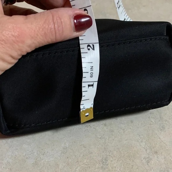 Dooney & Bourke Black Nylon Pouch Cosmetic Bag With Red Accents Brown Leather - Picture 12 of 16